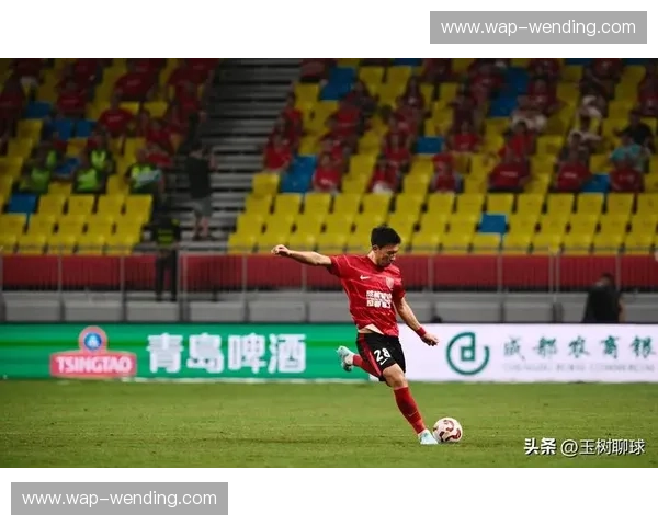 成都蓉城德尔加多首轮染红 虽获最高分但球队遭绝杀